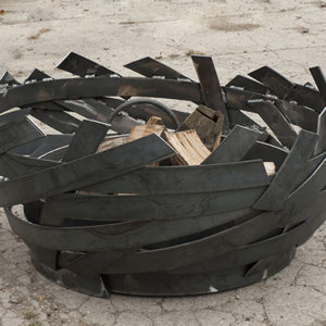 ERTA modern fire pit in woven steel, each one is a unique work of art