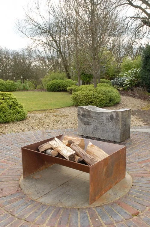 Chunk Steel Luxury Fire Pit